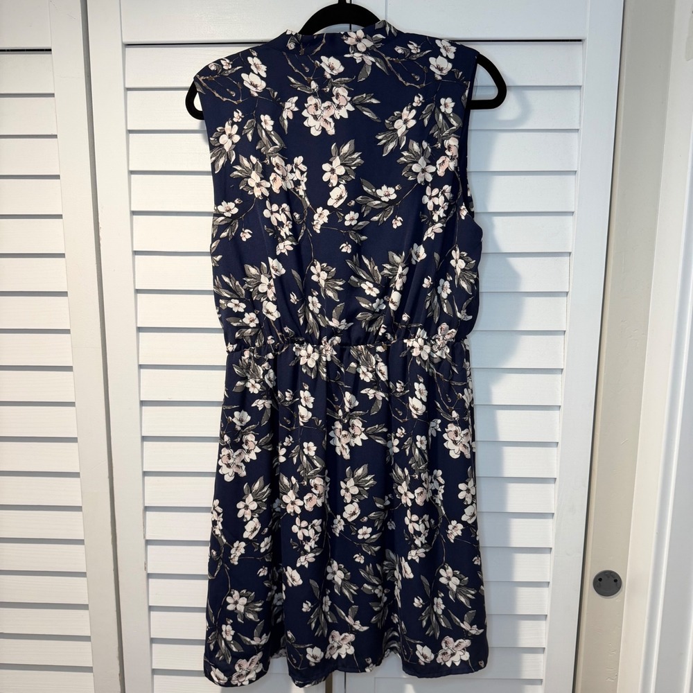 Collective Concepts Hollyn Dress‎ Navy Blue Floral Sleeveless XL Elastic Waist - Picture 6 of 14